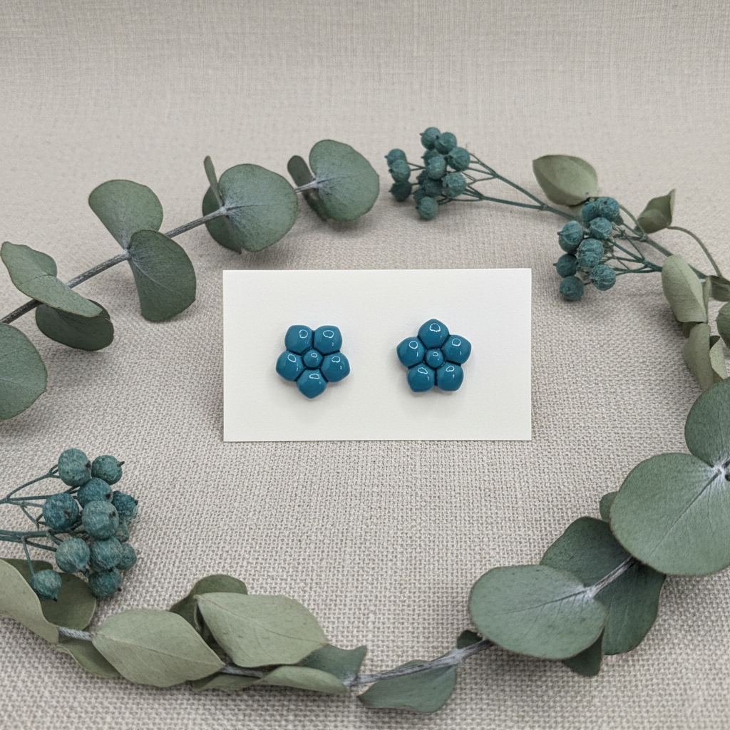 Primrose Studs Lyons Blue card