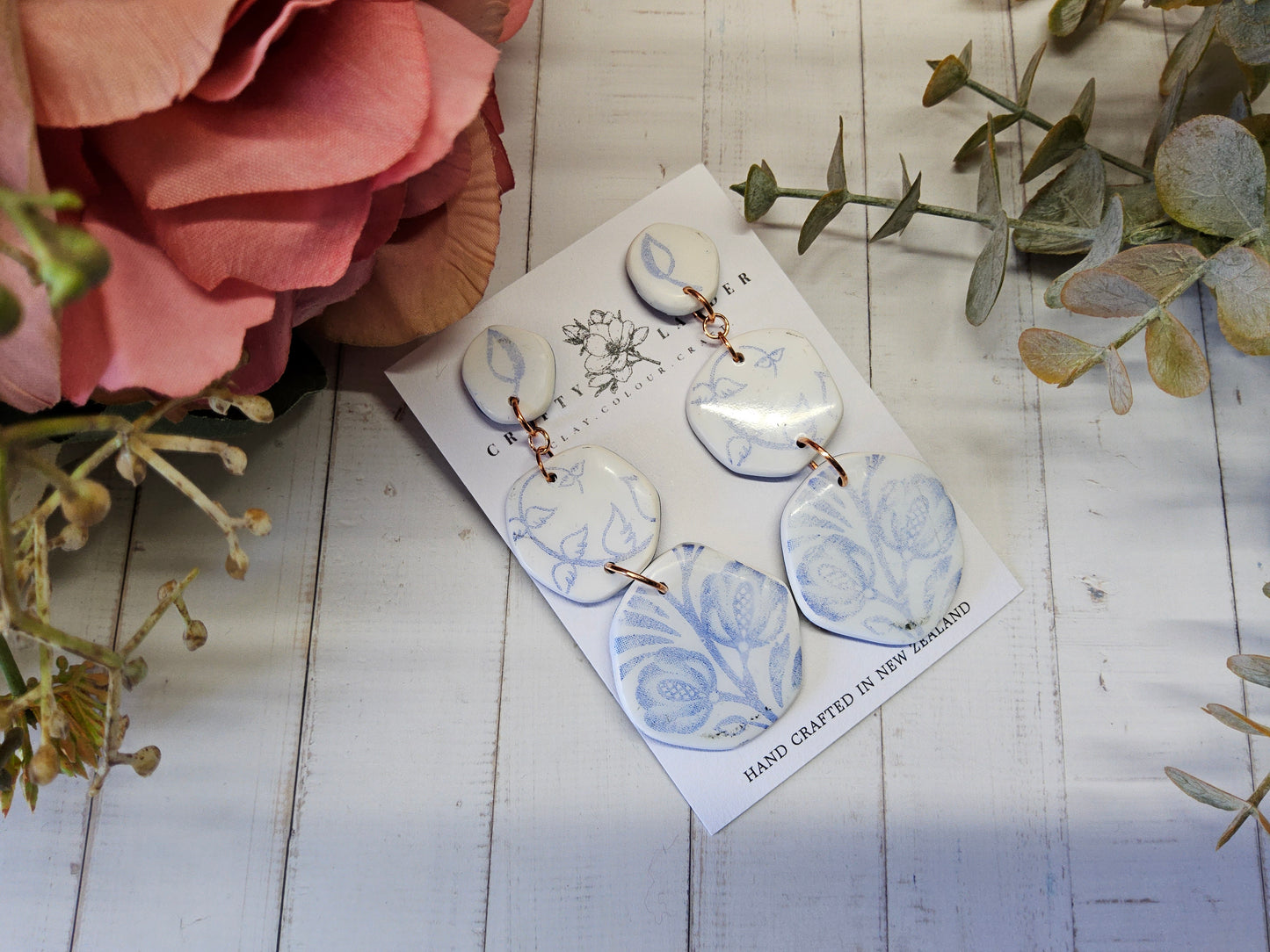 Blue & White Floral Angled Rounds – Seconds
