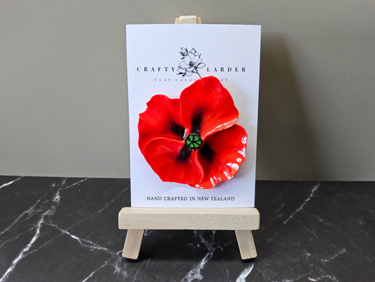 Green-Centred Poppy Pins